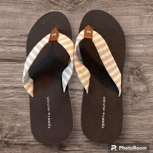 Womens Tommy Hilfiger 9M Flip Flops